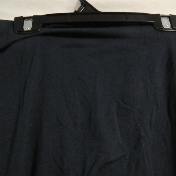 SWS - STREETWEAR SOCIETY | medium | Navy Leggings | Ribbed Waist and Bottom Hems - Picture 11 of 16